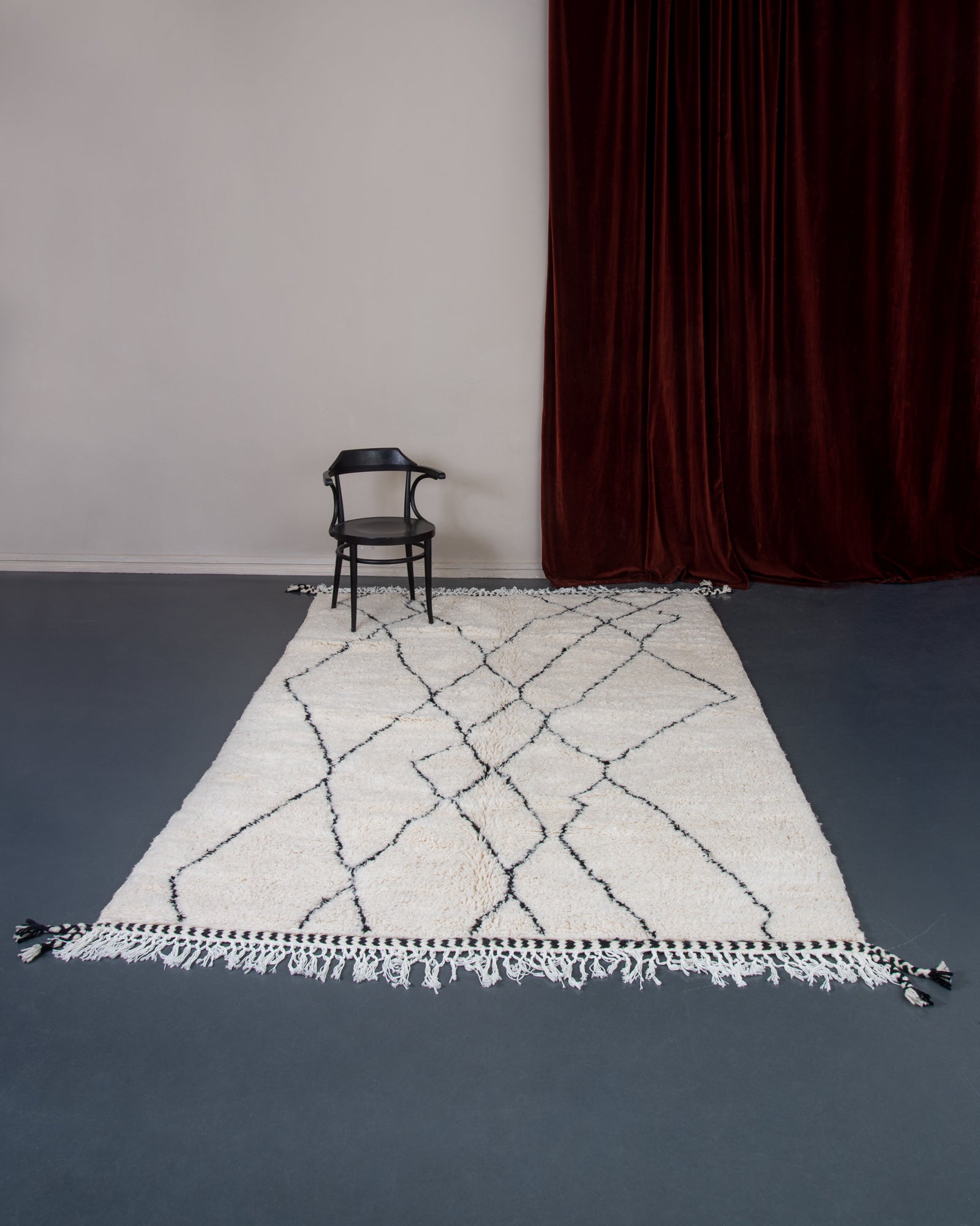 Modern designer handcrafted Berber rug from morocco Beniourain with beautiful colors and patterns